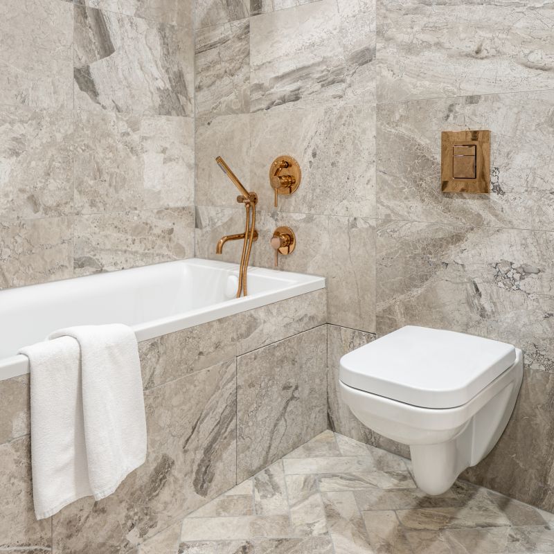 Marble accents in bathroom design